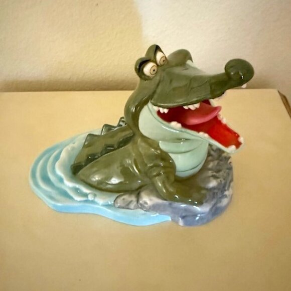 royal doulton disney tick tock croc crocodile porcelain figurine 7 inch - Picture 1 of 4